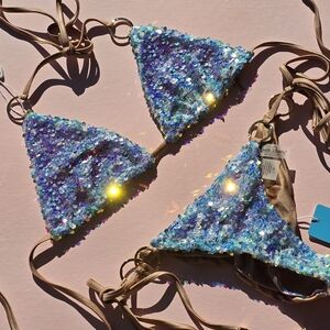 Beach Bunny Paparazzi Triangle Top M L Skimpy Bottom S M Sequin Blue Set Nwt